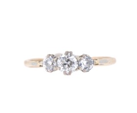 Vintage 18ct Diamond Ring