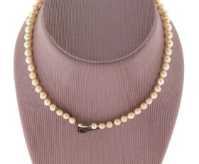 Vintage Cultured Pearl Necklace