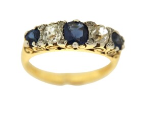 Vintage 18ct Sapphire Ring