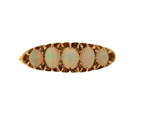 Antique 18ct Opal Ring