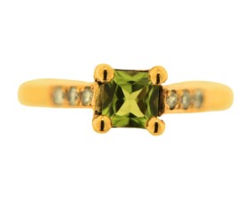 Vintage 18ct Peridot Diamond Ring