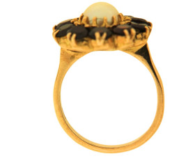 Vintage 9ct Gold Garnet & Pearl Cluster Ring