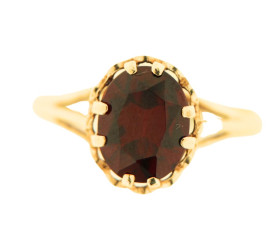 Vintage 9ct Gold Oval Garnet Ring